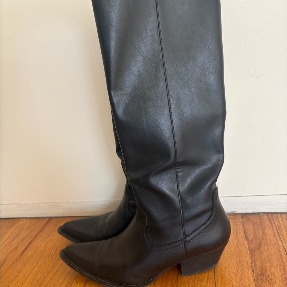 Zara Black Westernstyle Pointed-Toe Knee-High Leather Boots
